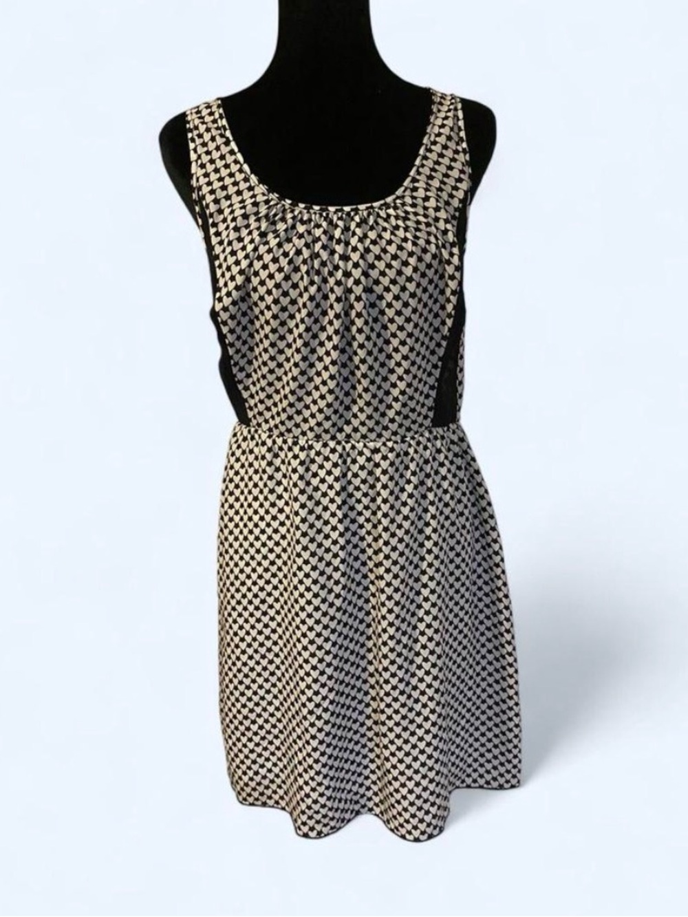 Speechless Sleeveless Heart-Patterned Mini Dress